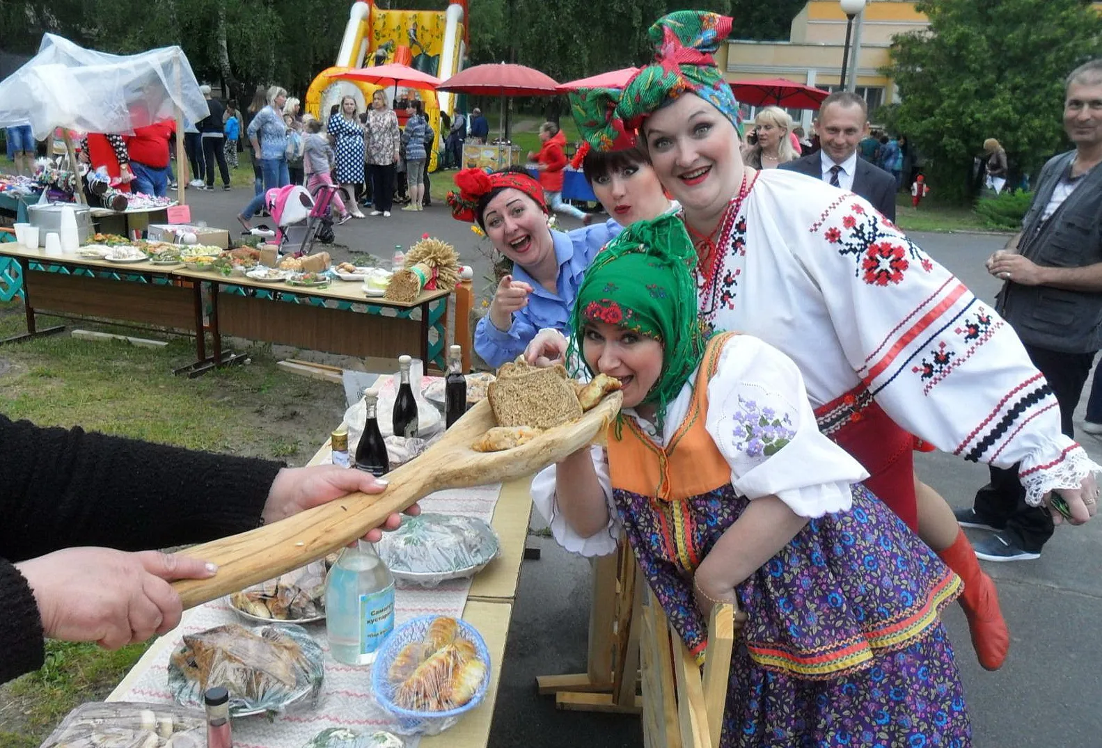 Поўны ўлёт, альбо асаблівасці аўцюкоўскага гумару